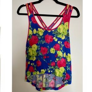 NWT Vintage 2000's floral tank top size small
